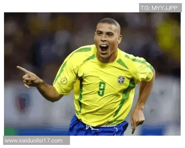 足球巨星齐聚一堂盛宴精彩纷呈共享荣耀时刻